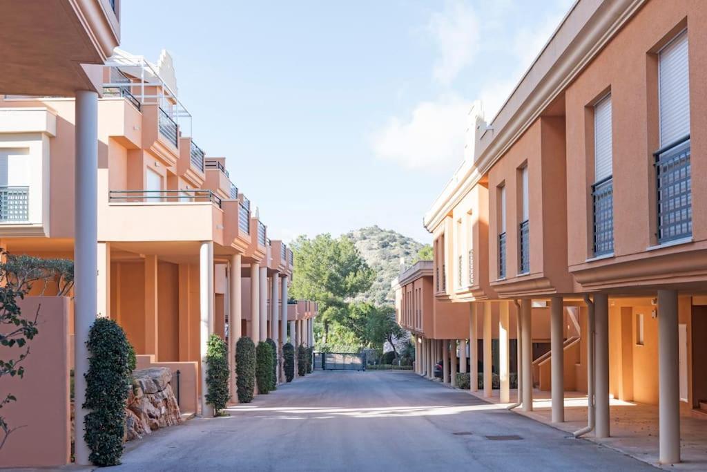 Casa Junto Golf La Sella Y Centro Budista Sakya Muntanya la Sella Exteriör bild