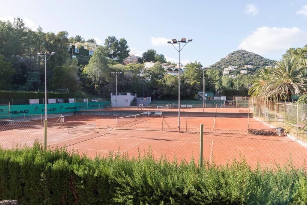 Casa Junto Golf La Sella Y Centro Budista Sakya Muntanya la Sella Exteriör bild